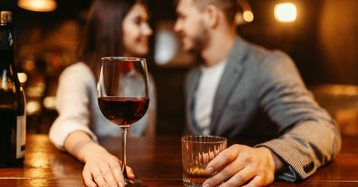 How to Have a Good Date With a Girl (Yes, Your Skin Matters)